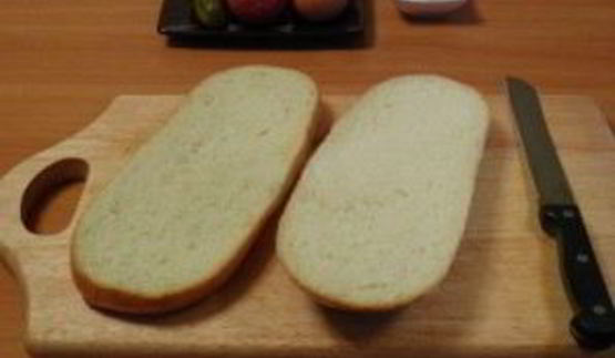 домашняя пицца на батоне