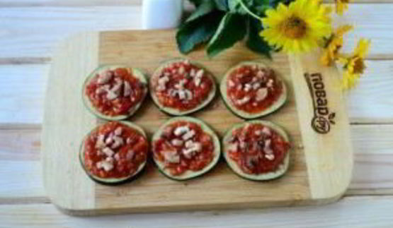 мини-пицца на баклажанах