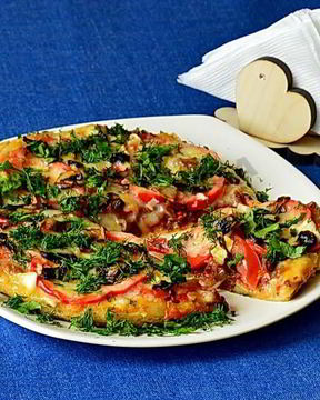 Мясная пицца с мясом и грибами