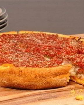 Пицца фаршированная сыром и овощами по-чикагски