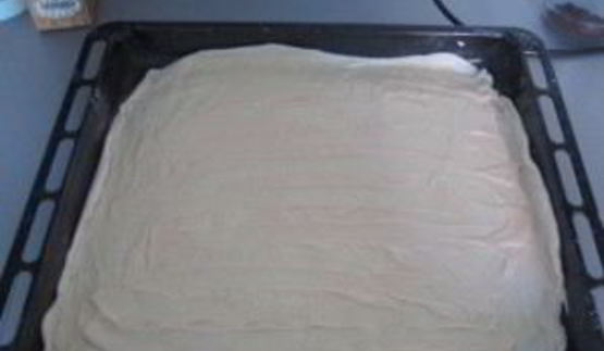 пицца из слоеного бездрожжевого теста