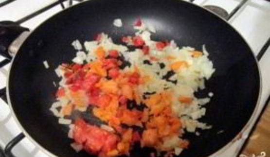 пицца на батоне на сковороде