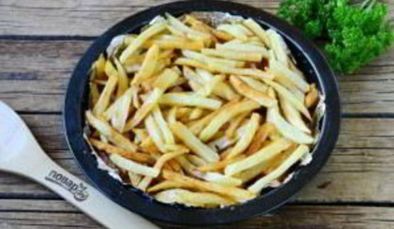 пицца на картошке фри