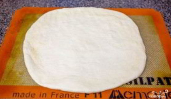 пицца на пышном тесте