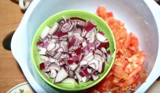 пицца на тонкой основе