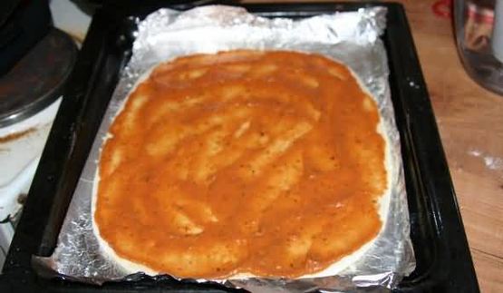 пицца на тонкой основе