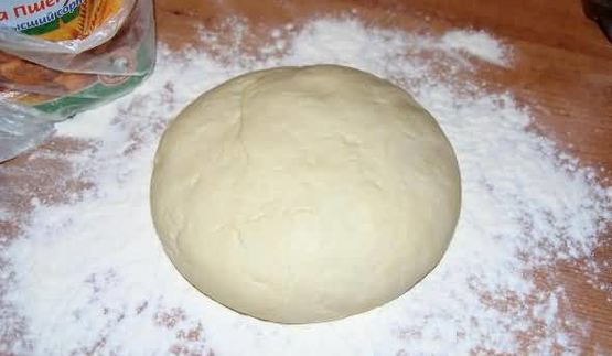 пицца на тонкой основе