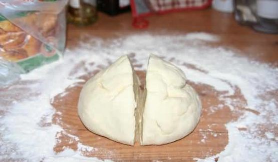 пицца на тонкой основе