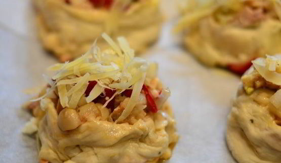 пицца-ролл с очень вкусной начинкой