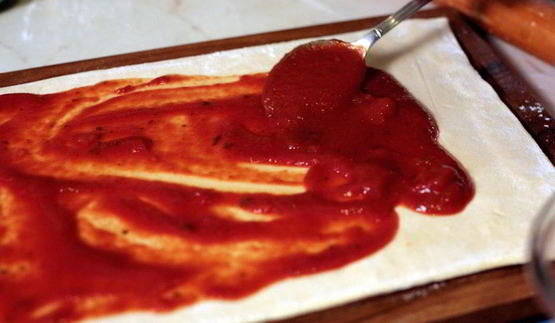 пицца-рулет