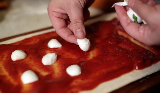 пицца-рулет