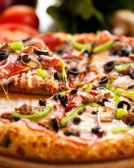 Рецепт пиццы с чоризо на тонком тесте