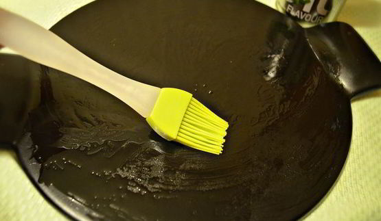 пицца с цветками цукини и лесными грибами