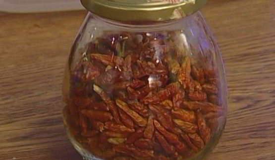 пицца с яйцом и шпинатом