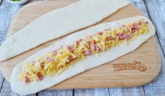 плетеная пицца с начинкой