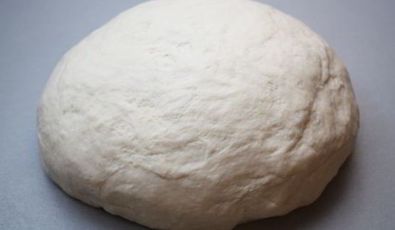 закрытая пицца кальцоне с овощами