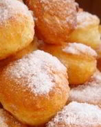 Яблочные пончики