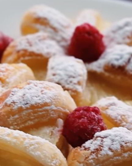 Рецепт простых слоек с ананасами