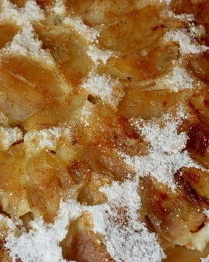 Шарлотка с яблоками