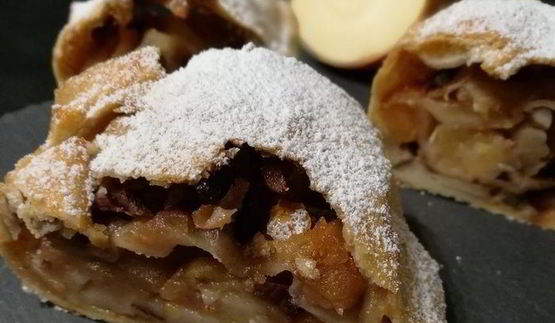 яблочный штрудель