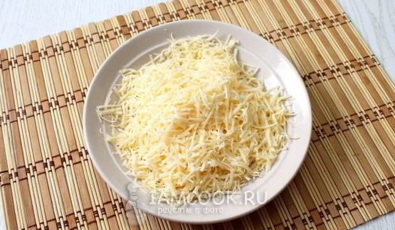 слойки-розочки с курицей и сыром