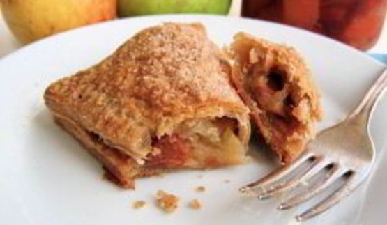 слойки с айвой