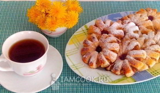 слойки с ананасами