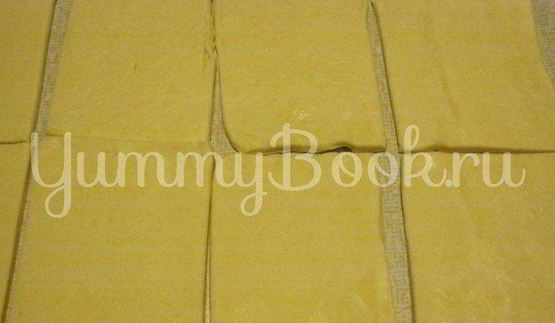 слойки с черникой