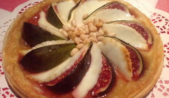 слойки с инжиром и сыром