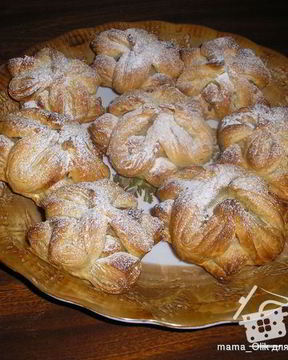 Слойки с кремом патисьер