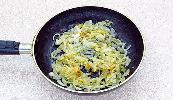 слойки с сосисками