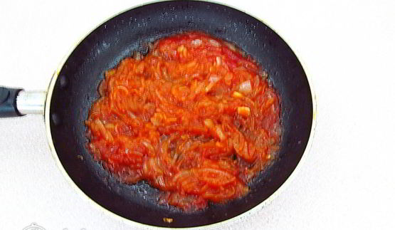 слойки с сосисками