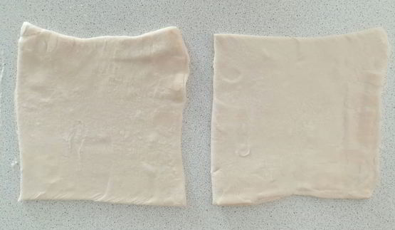 слойки с творогом и виноградом