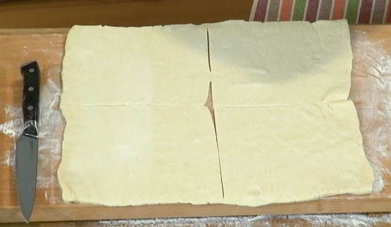 слойки с вишней и белым шоколадом