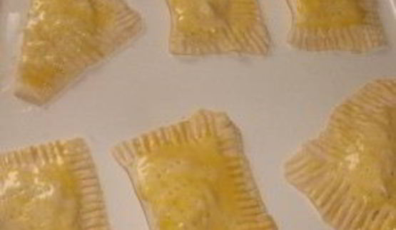 слойки с яблоками из дрожжевого теста