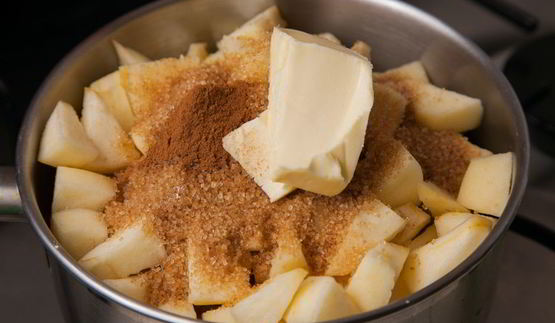 слойки с яблоками