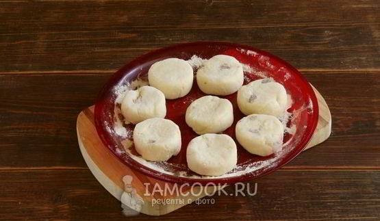 сырники из творожной массы с изюмом