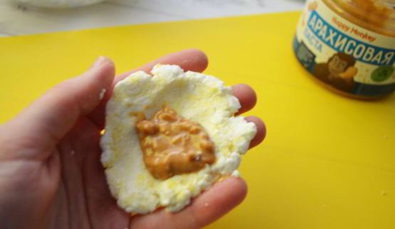 сырники с арахисовой пастой