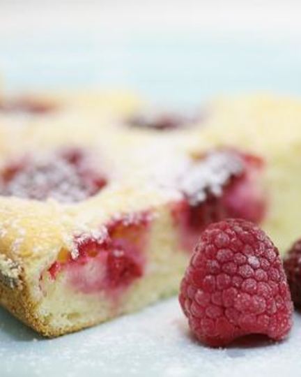 Рецепт творожника с малиной