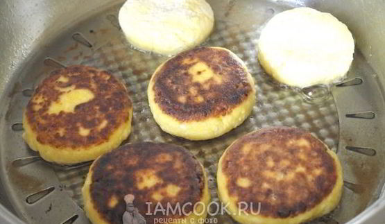 творожники на сковороде