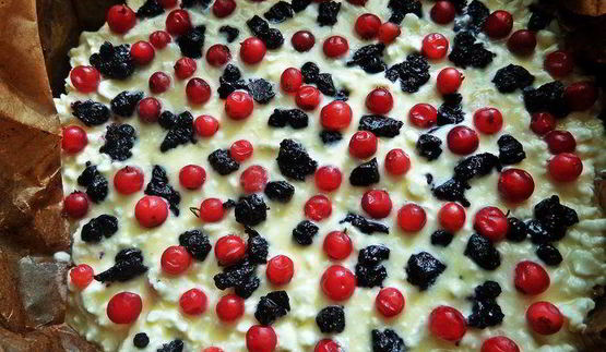 ягодный творожник без муки