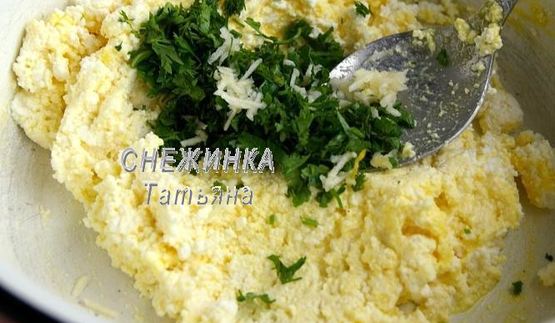 запеченные сырники с цукини и зеленью