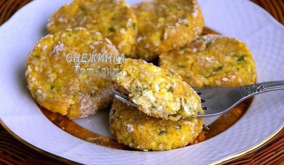 запеченные сырники с цукини и зеленью