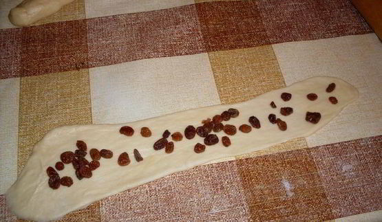 сдобное дрожжевое тесто и булочки