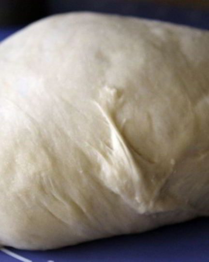 Рецепт сдобного дрожжевого теста в хлебопечке