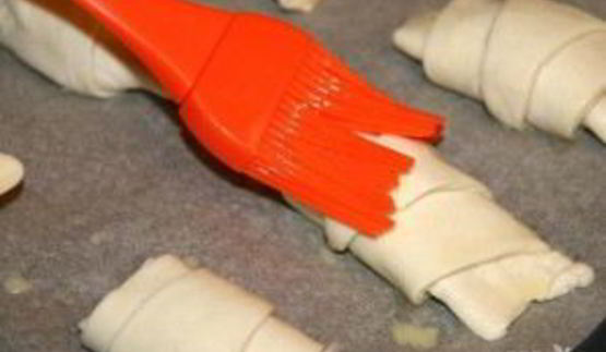 слоеное тесто со сгущенкой