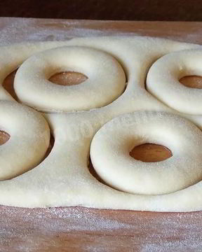 Тесто для пончиков на кефире