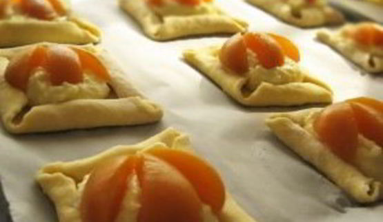 творожное тесто с абрикосами