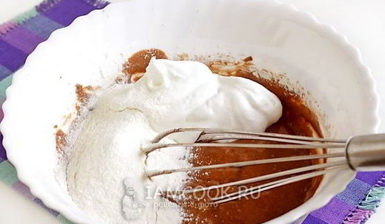 бисквит с шоколадной пастой