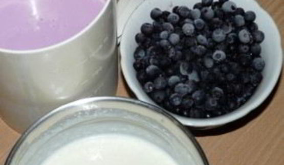 чернично-йогуртовый торт